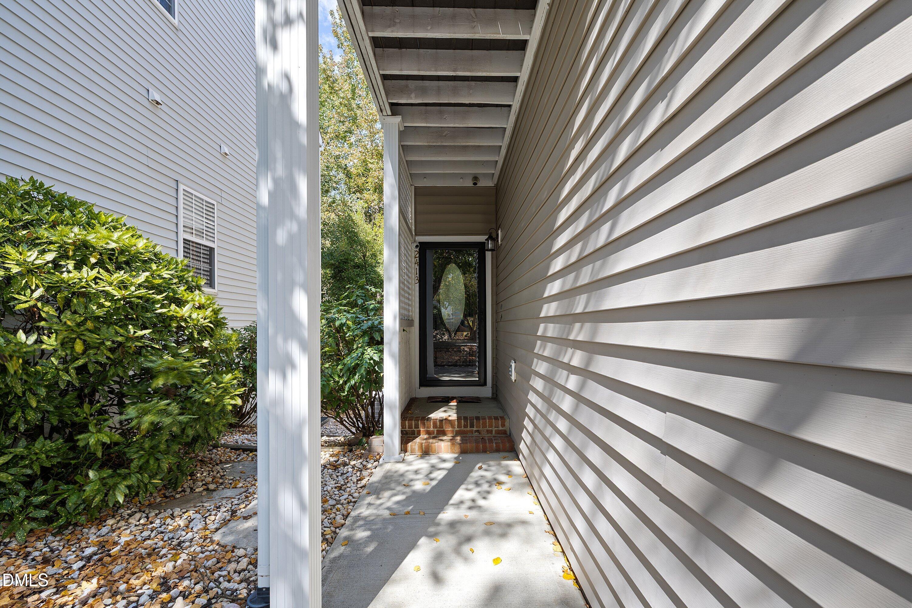 2413 Bay Harbor Drive