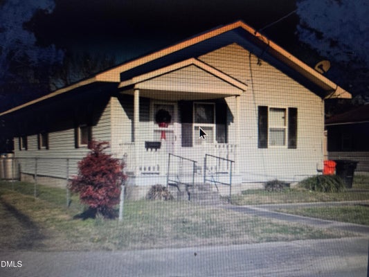 516 YORK ST, ELIZABETH CITY, NC 27909 - Image 1fdee02c4222eed4d16074fc51e82a4b/3946124206