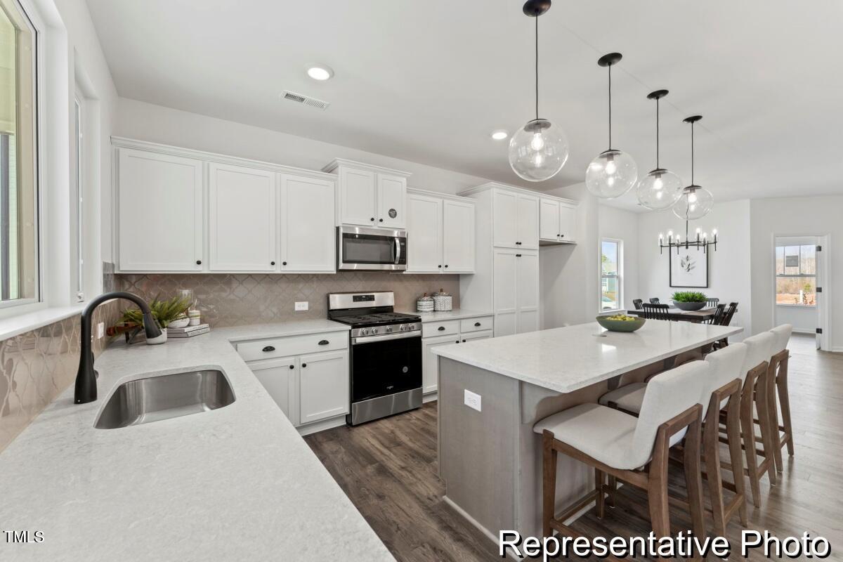 105 S Mule Way 89