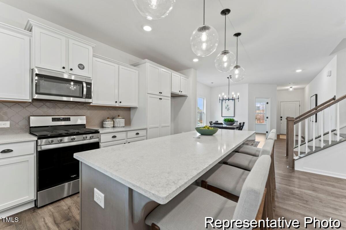 105 S Mule Way 89