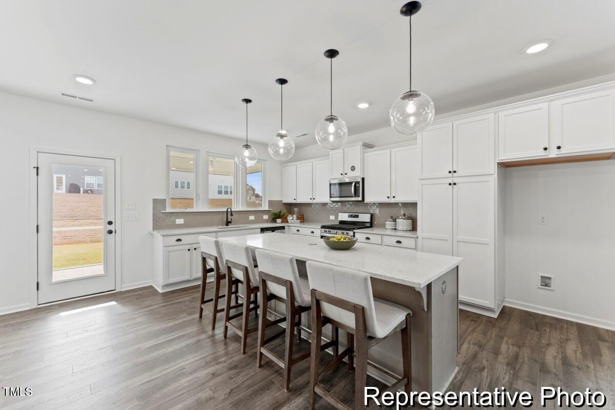 105 S Mule Way 89