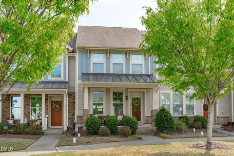 917 Ambergate Station Apex NC 27502