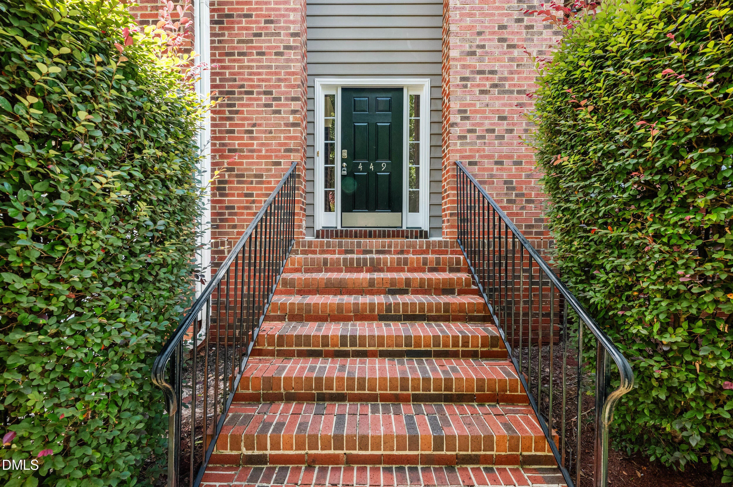 449 Seastone Street