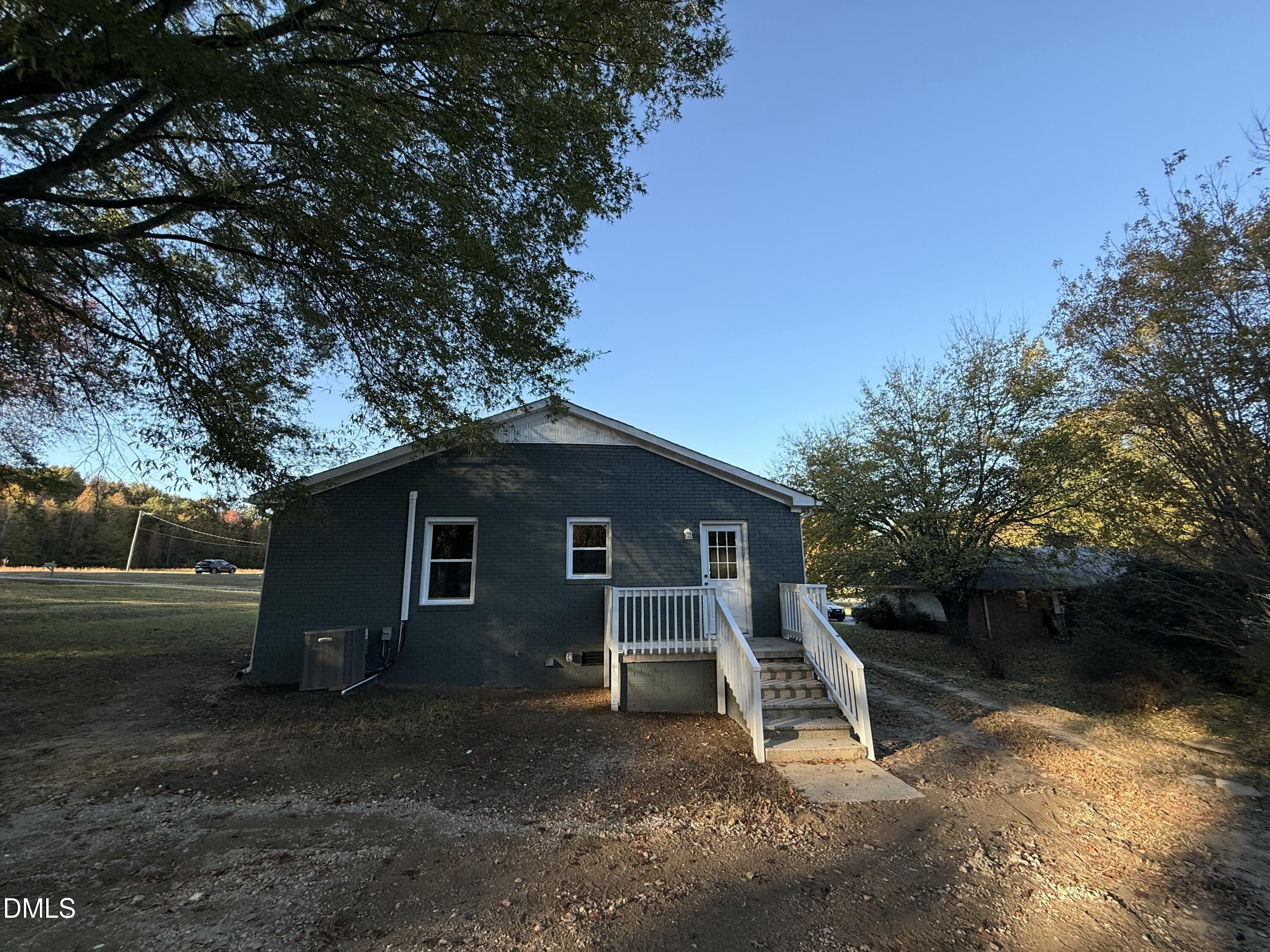 2222 Sunset Hills Drive