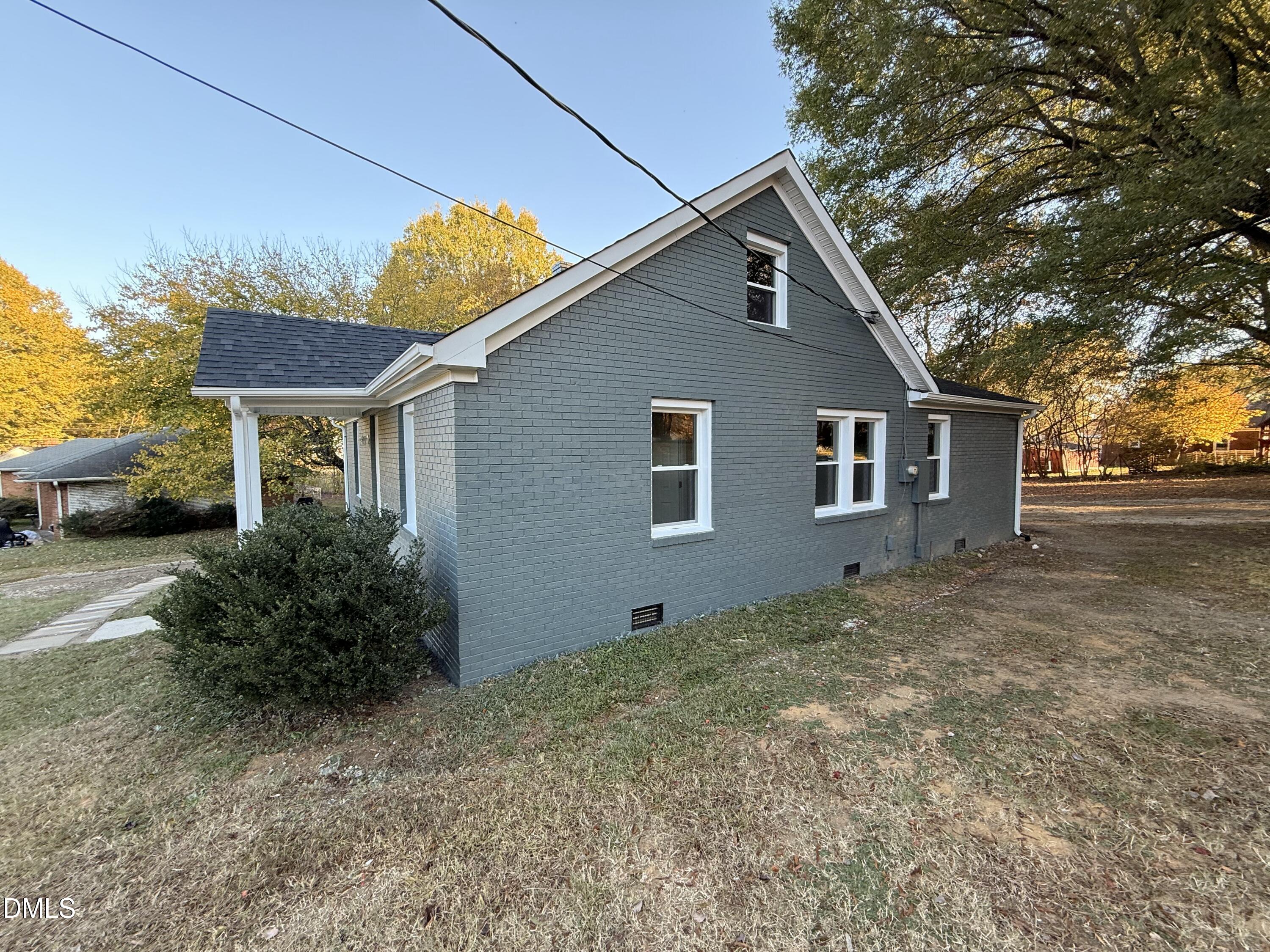 2222 Sunset Hills Drive