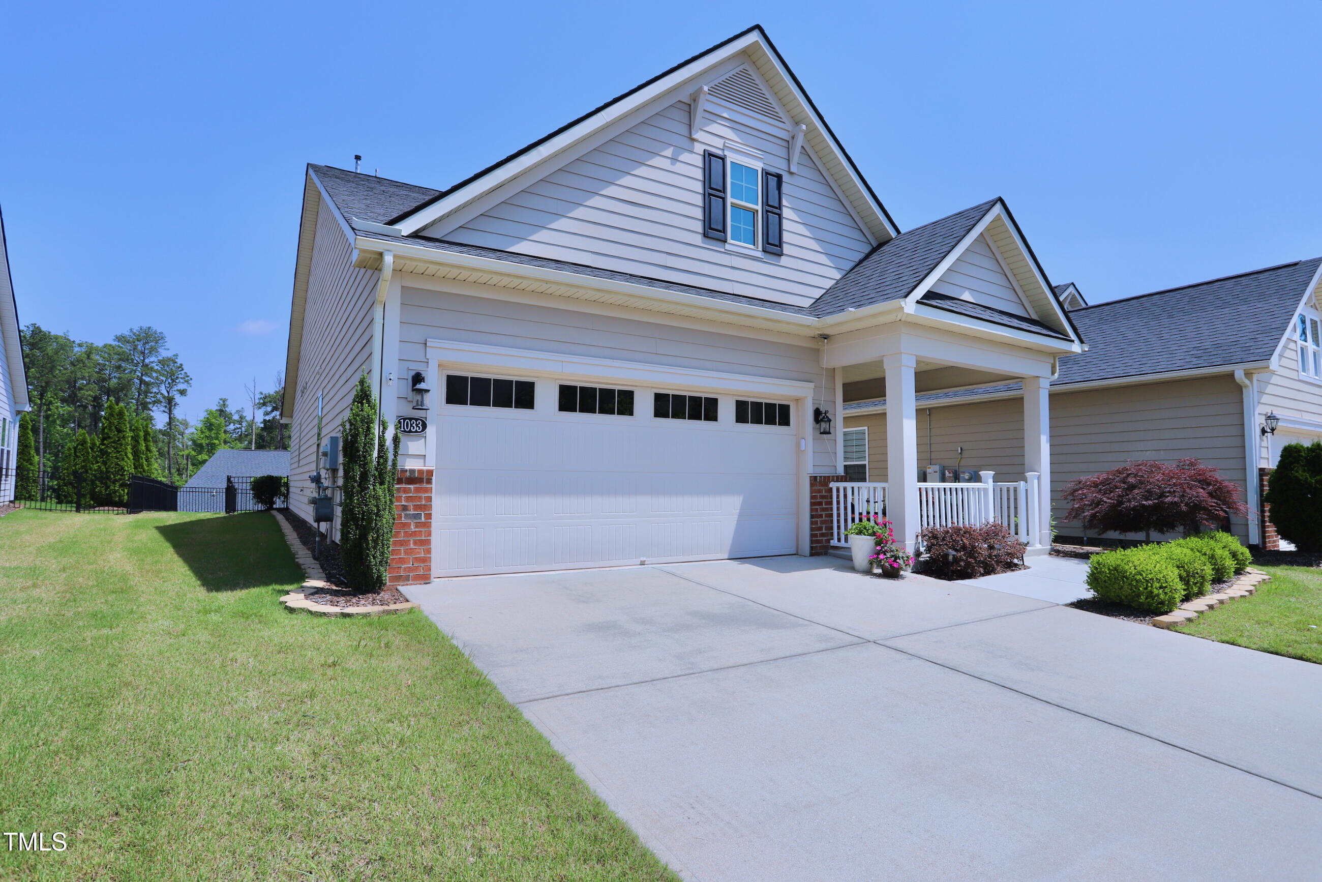 1033 Cuthbert Lane