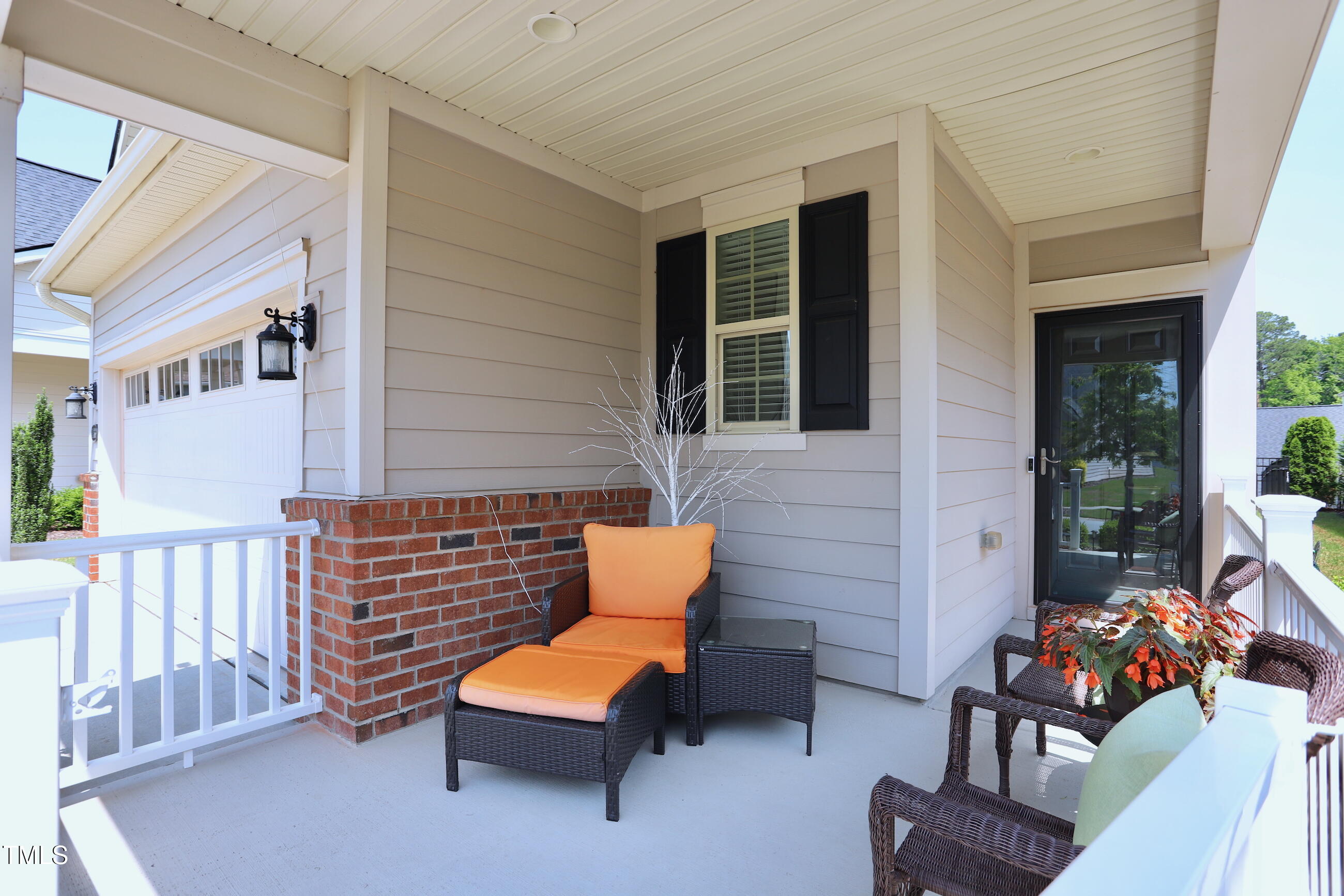 1033 Cuthbert Lane