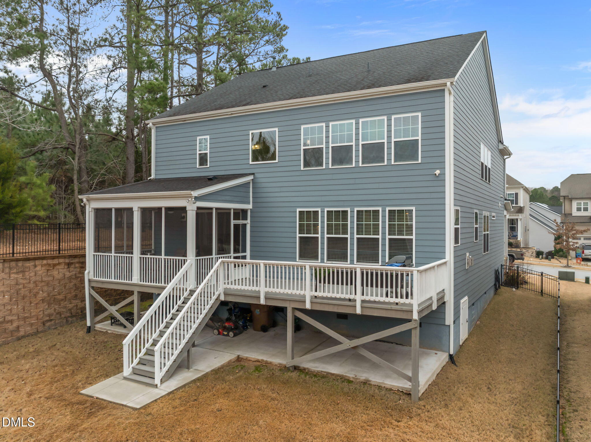 204 Smoky Emerald Way