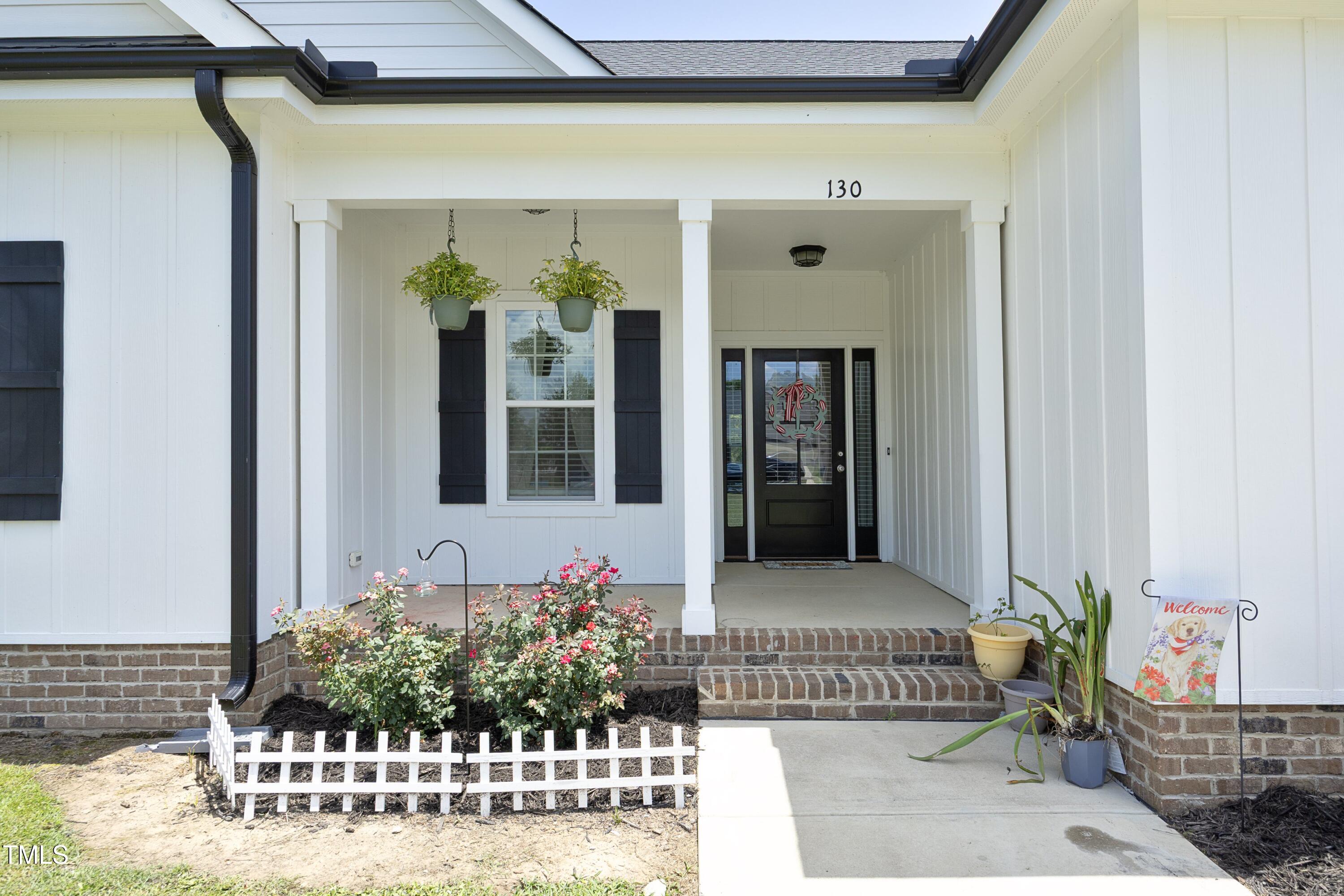 130 Crownview Lane