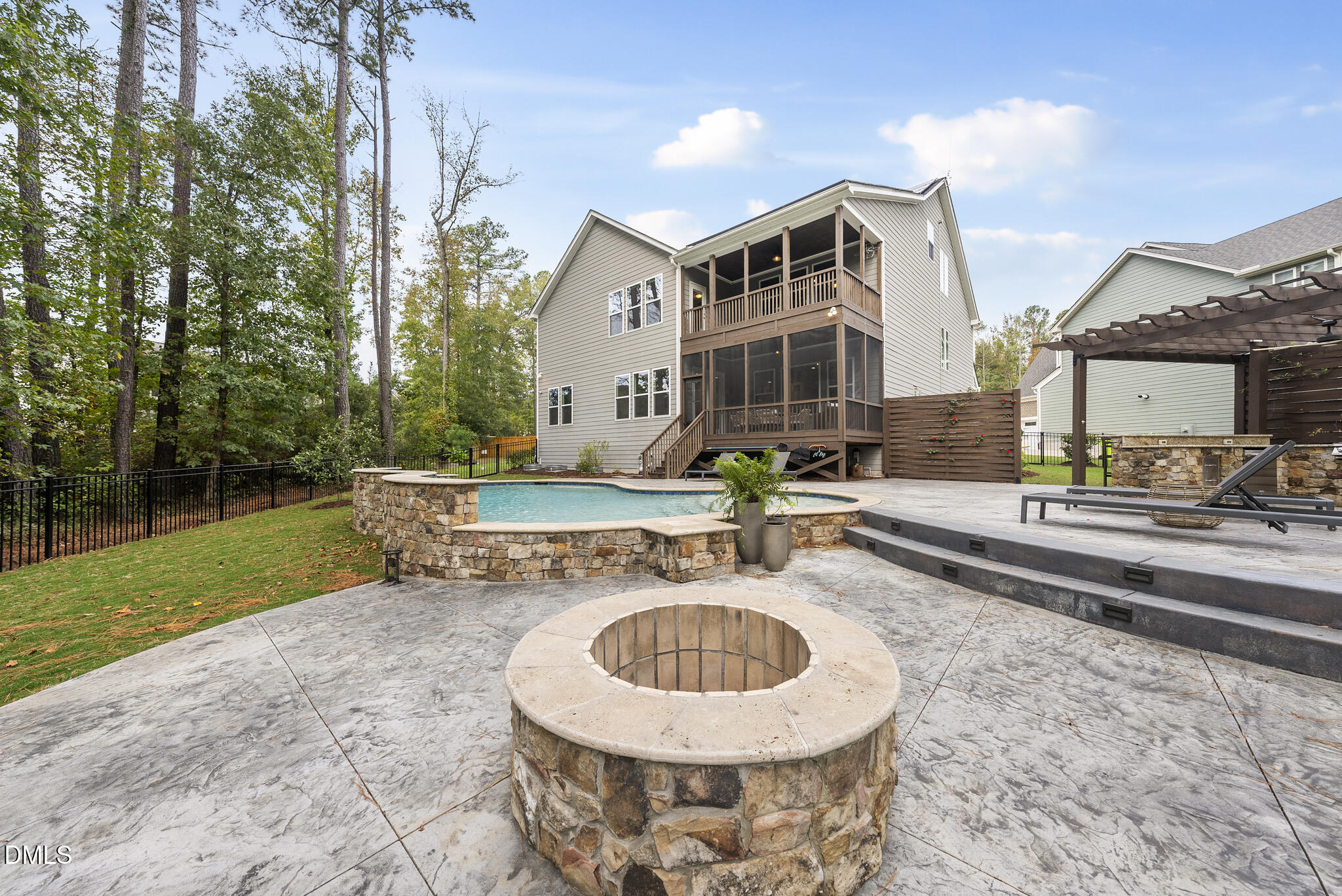 2771 Willow Rock Lane