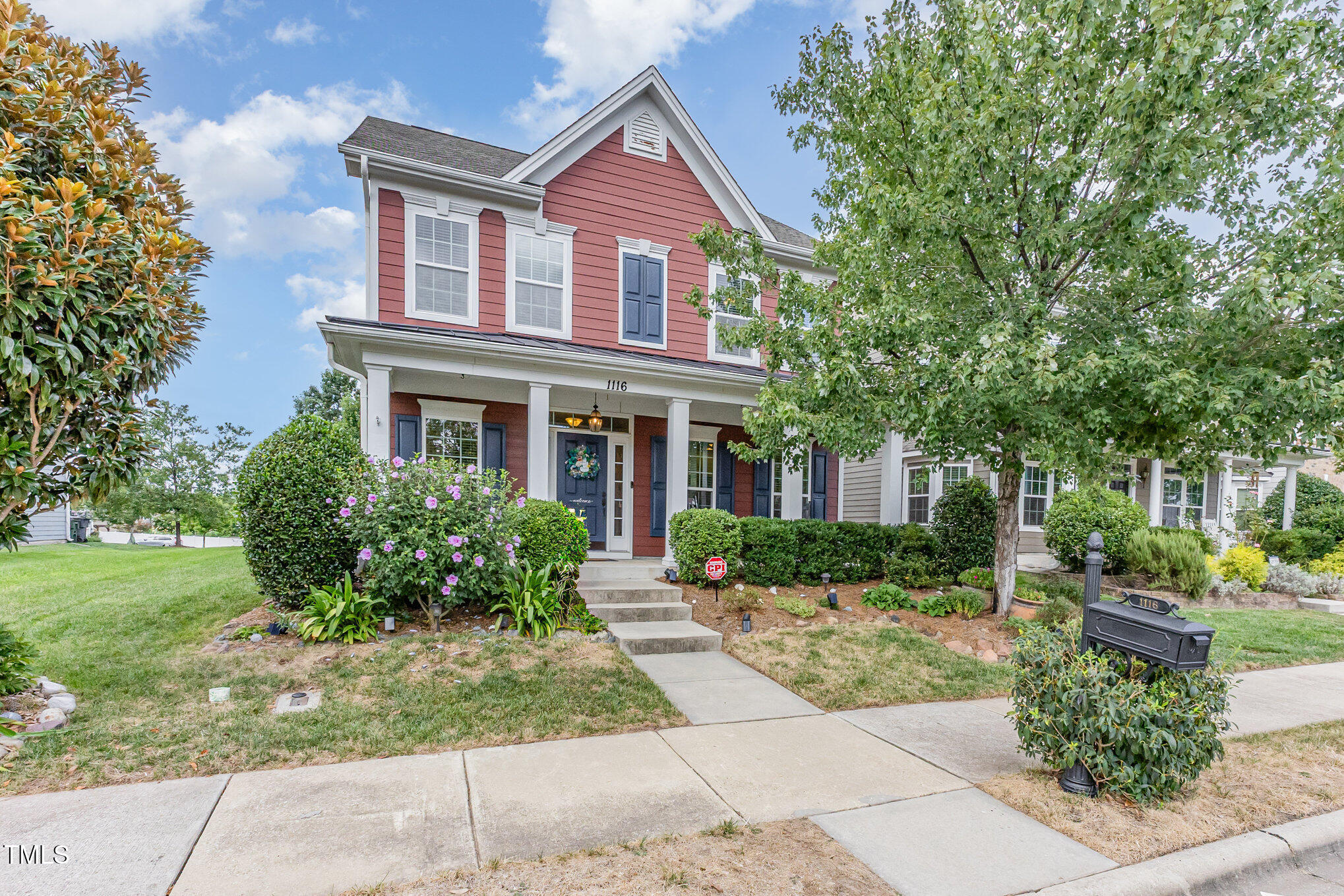 1116 Crinoline Lane