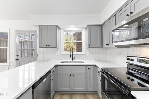 5529 Hamstead Crossing Raleigh NC 27612