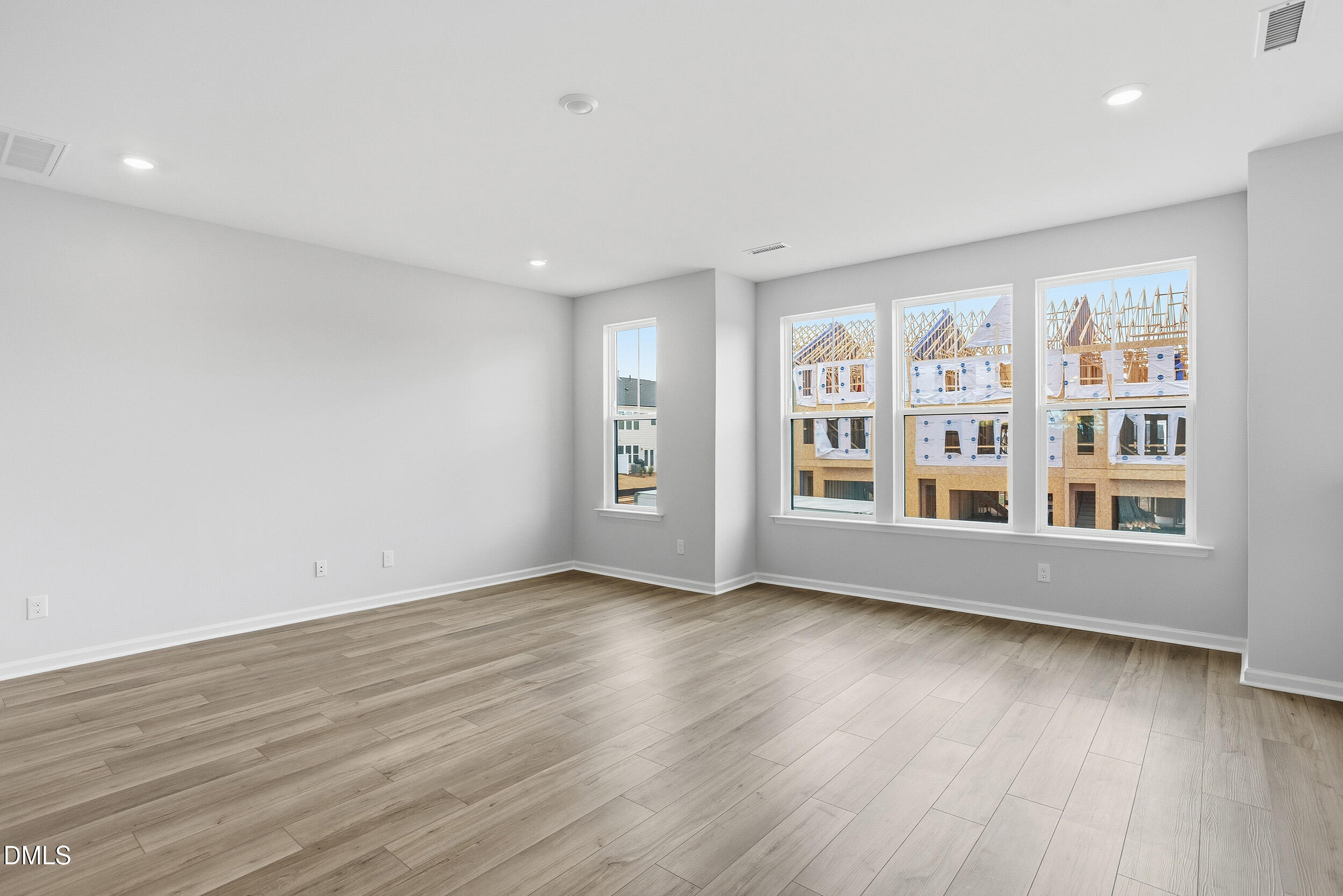 2109 Pink Peony Circle 195