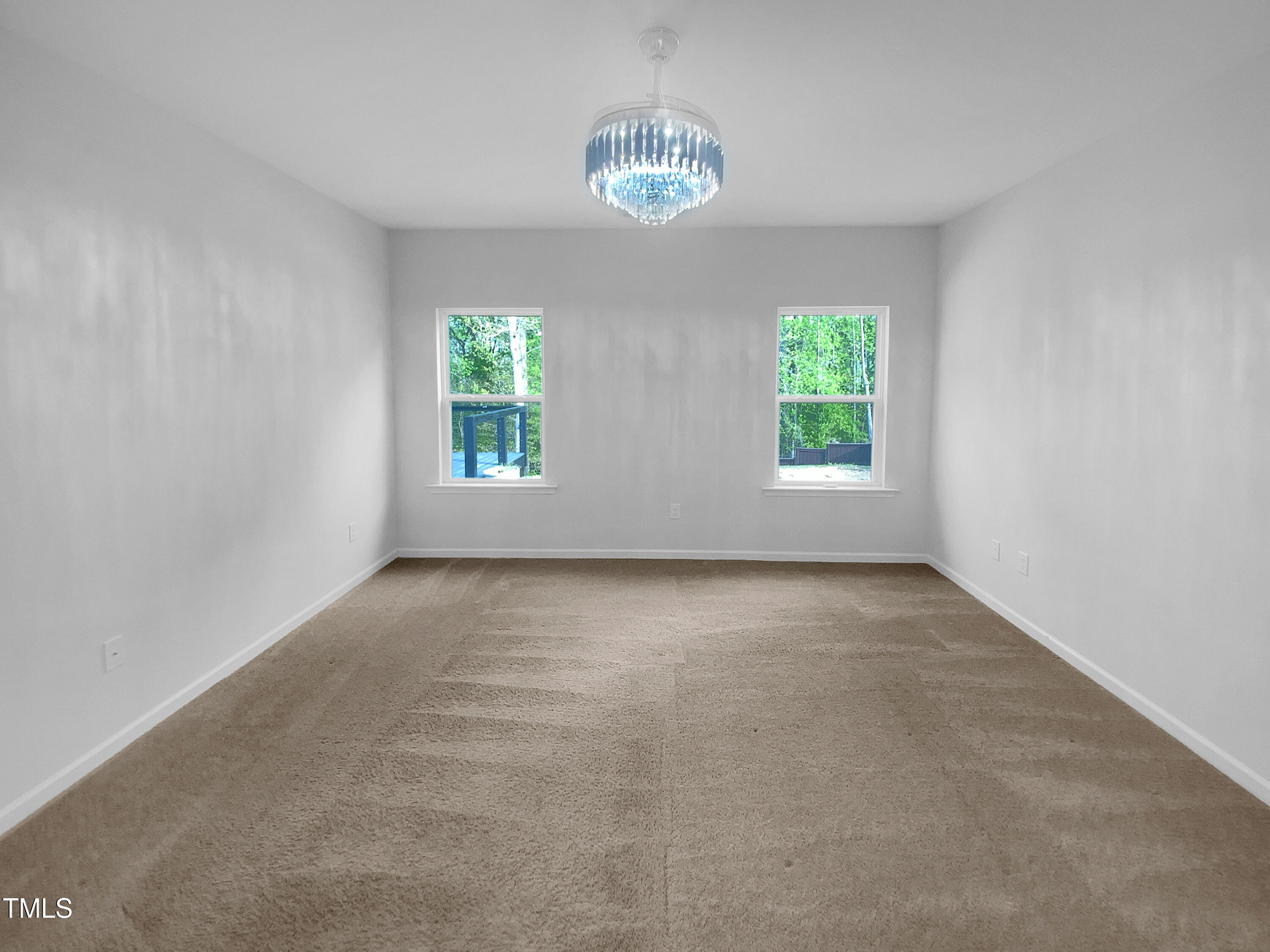 136 W Tecoma Lane