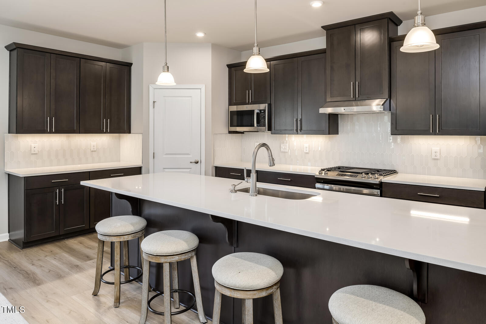 2013 Flower Gate Way