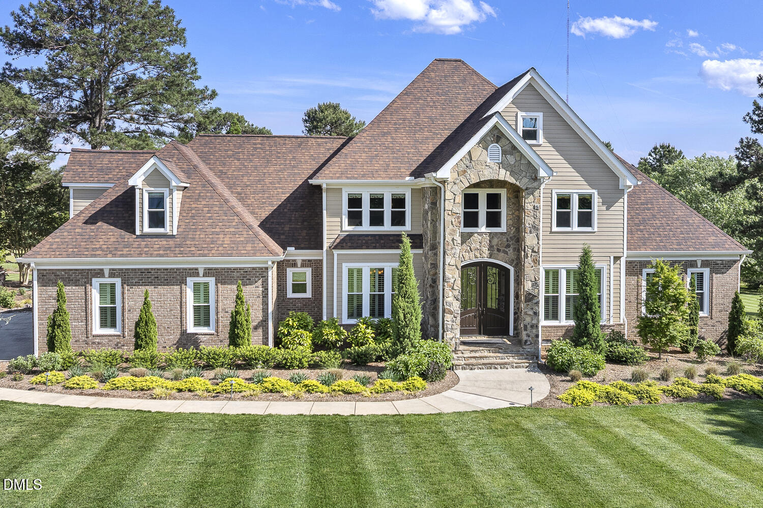 6909 Darcy Lane