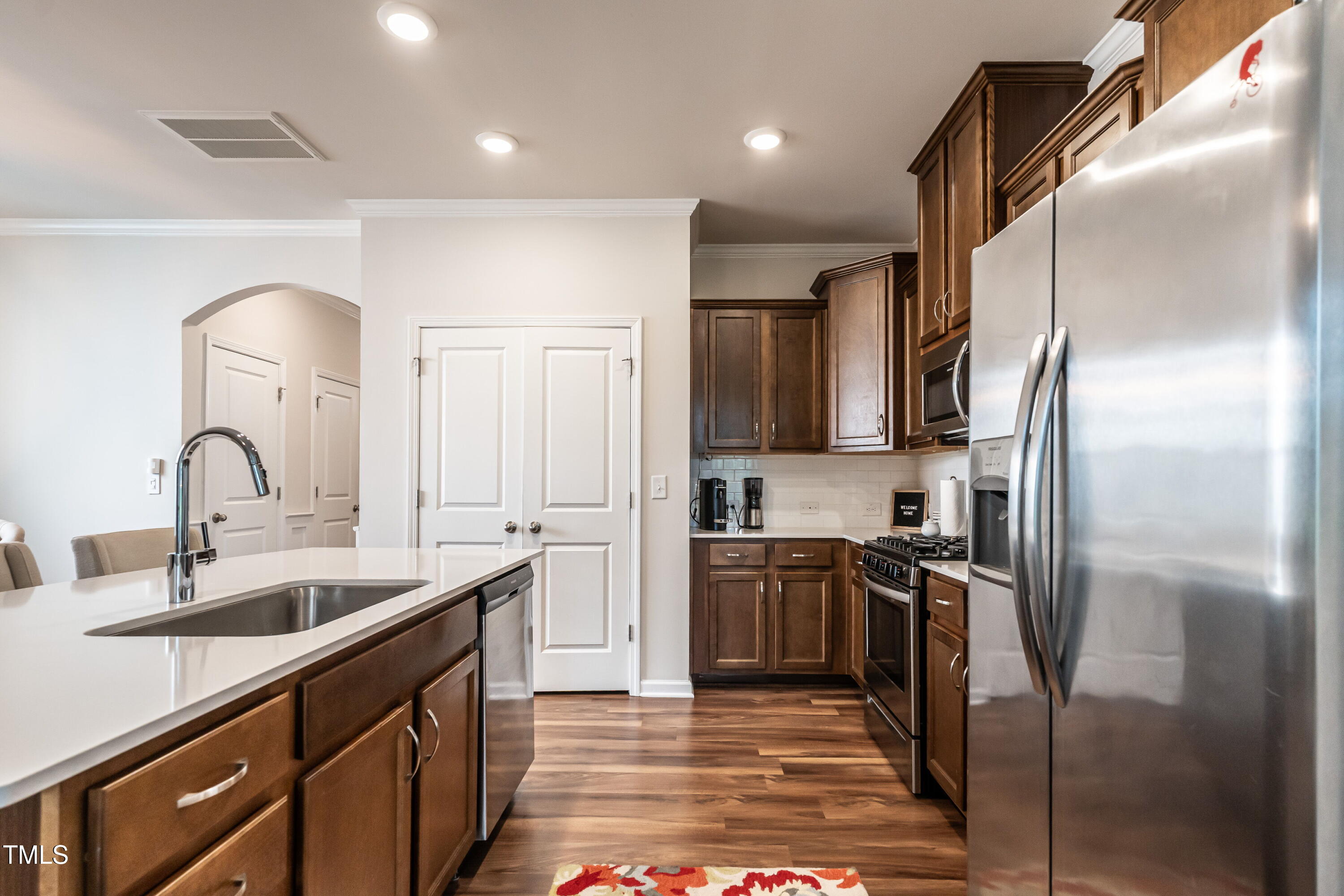 6147 Beale Loop