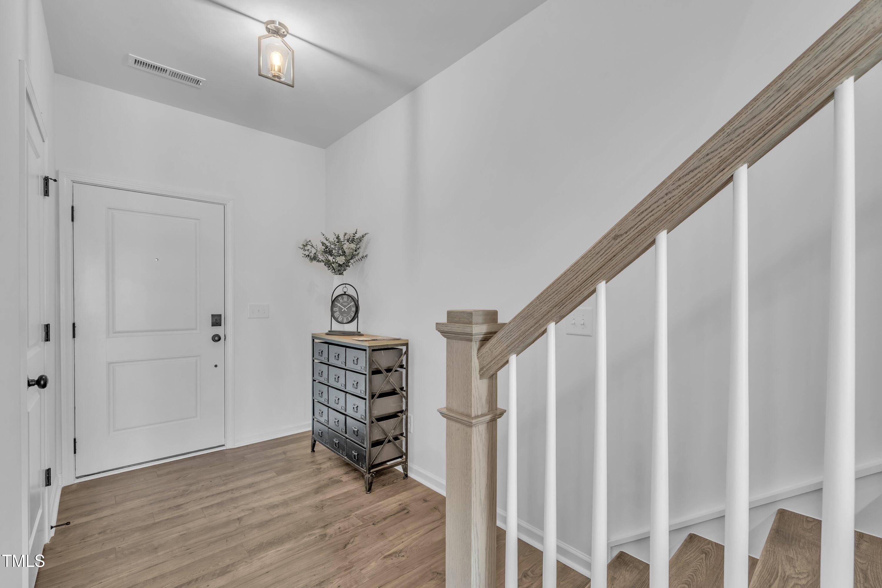 76 N District Avenue