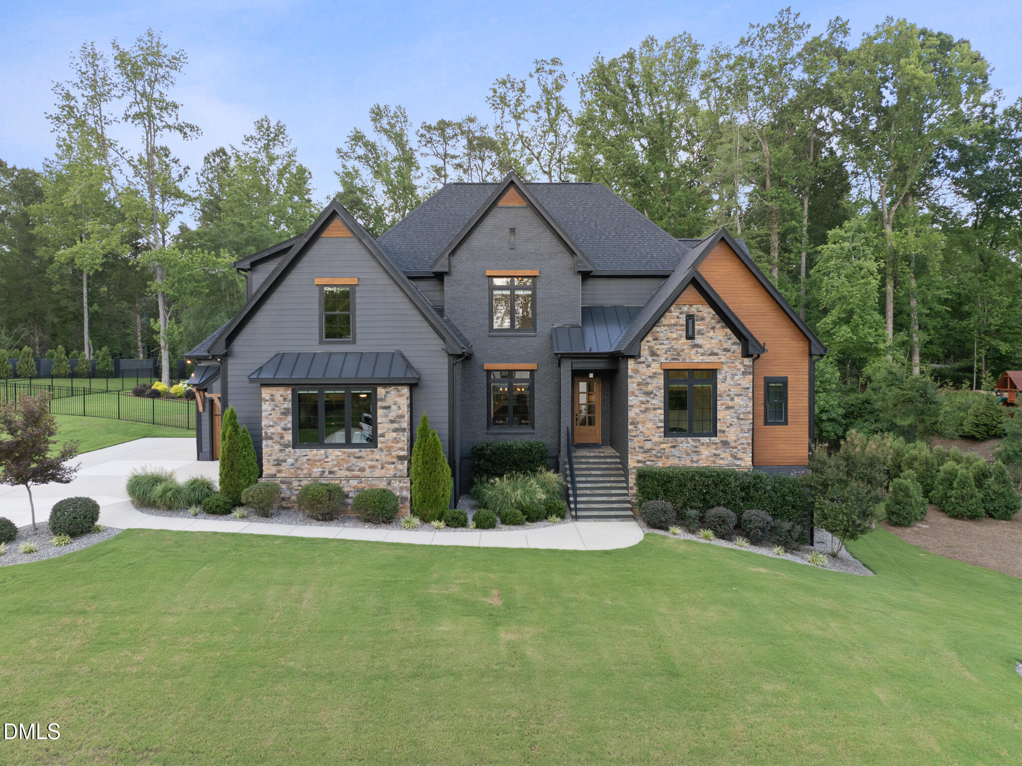 8616 Bishop Pine Lane