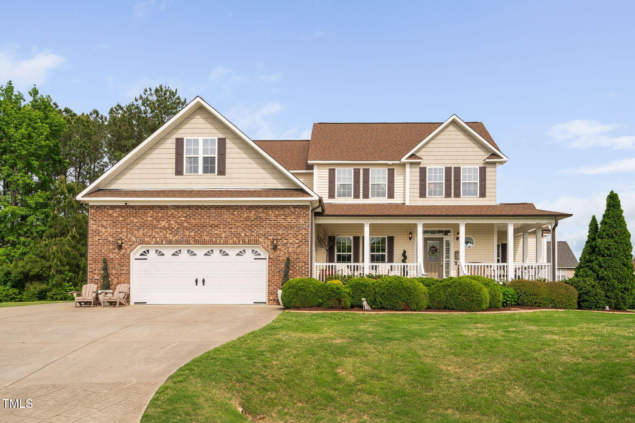 48 Falling Oak Court