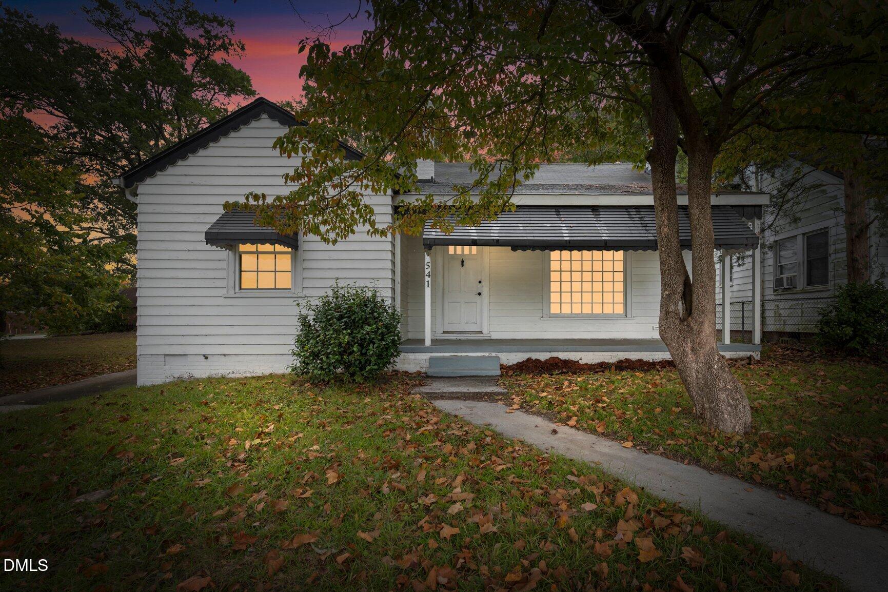 541 N Daughtry Street