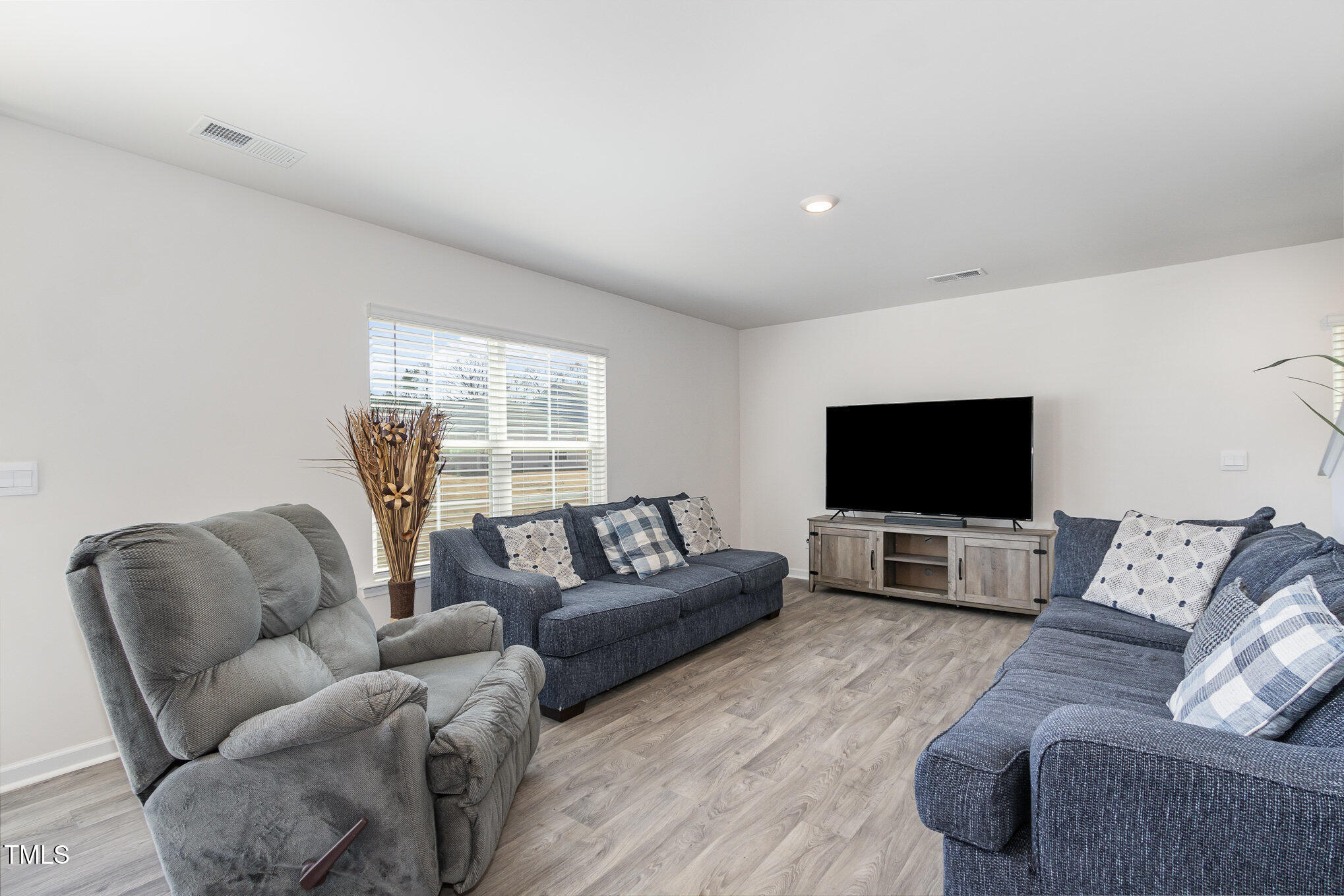 2902 Cullens Drive