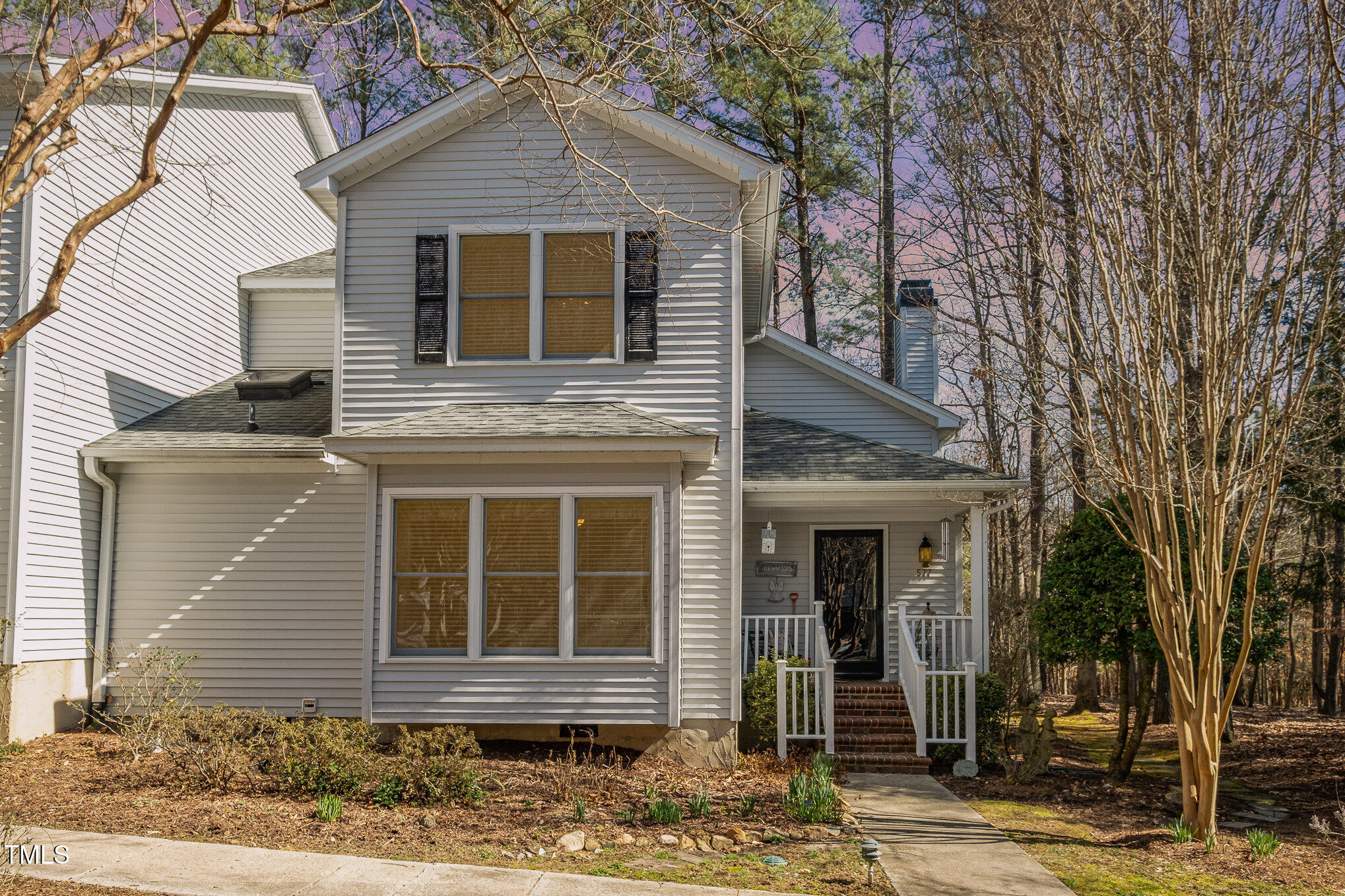 577 Woodbury