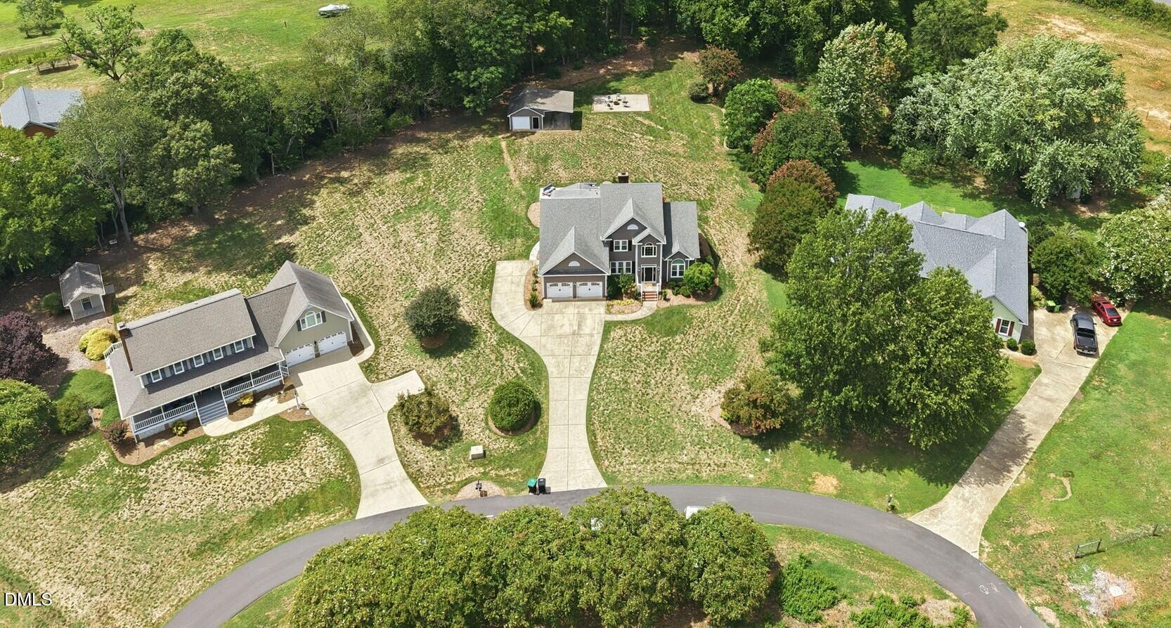 4008 W Lake Road