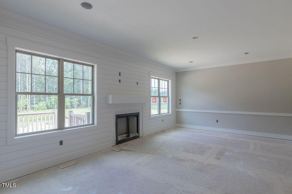 66 Sanders Farm Drive