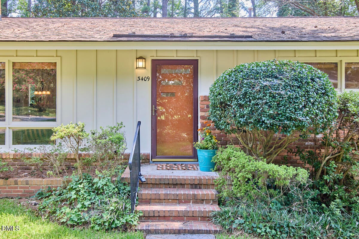 3409 Cherry Lane