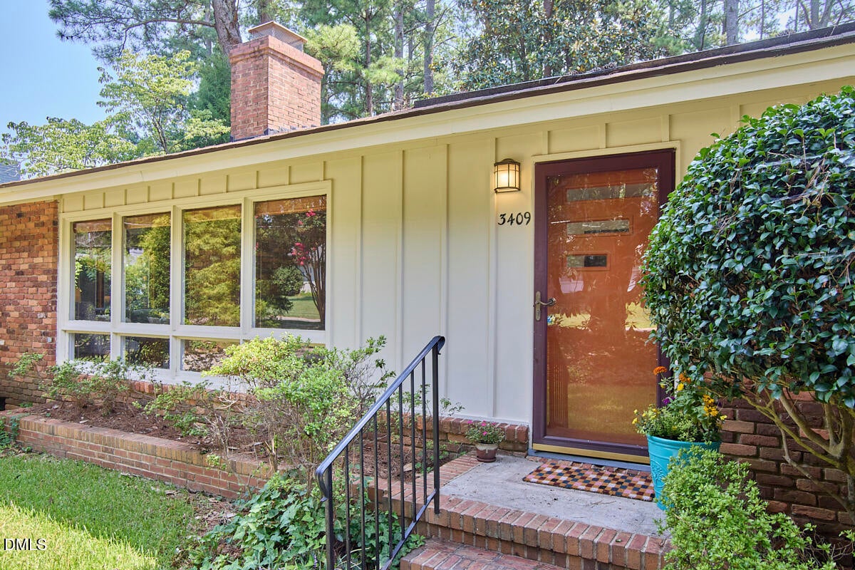 3409 Cherry Lane