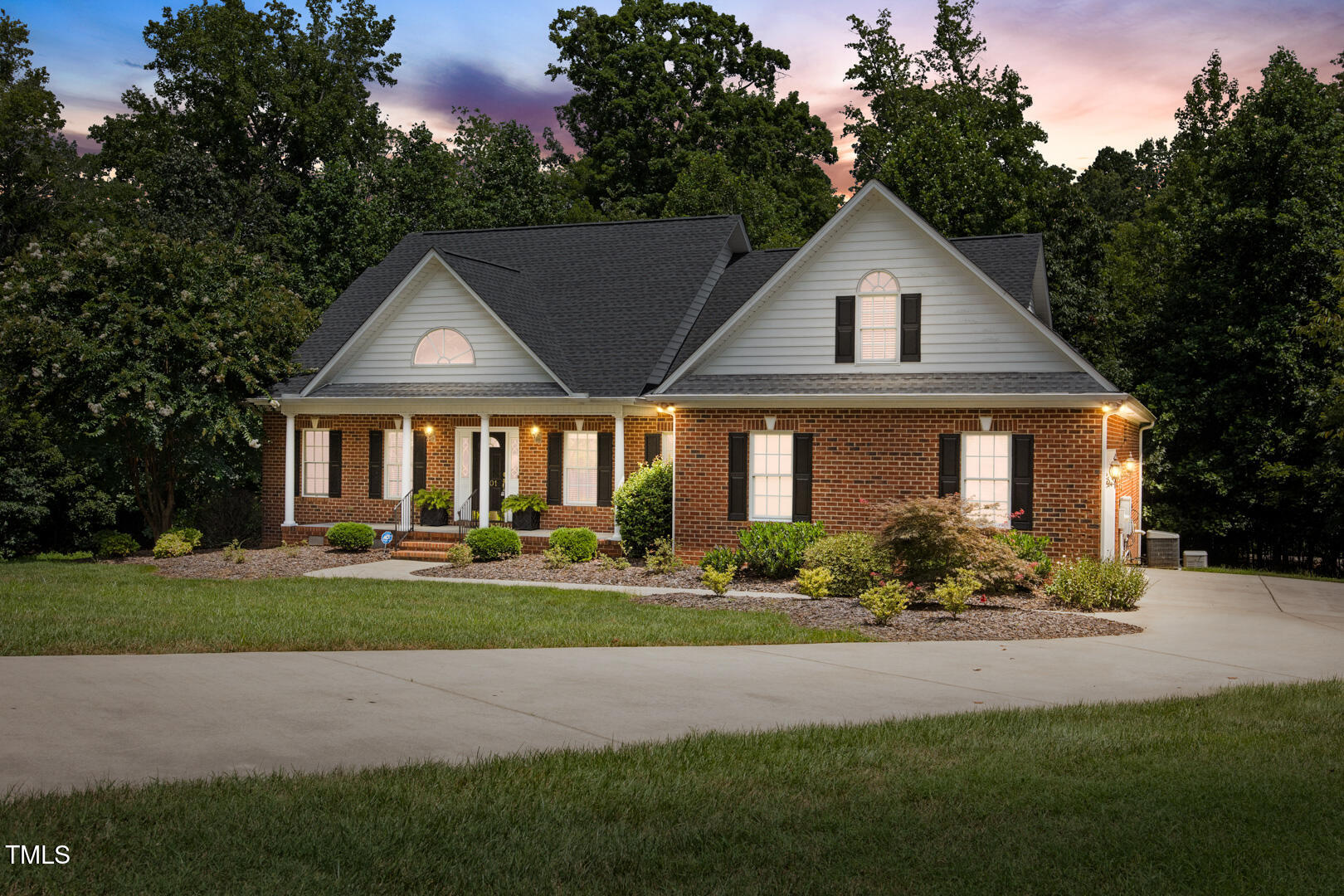 2901 Shelly Graham Drive