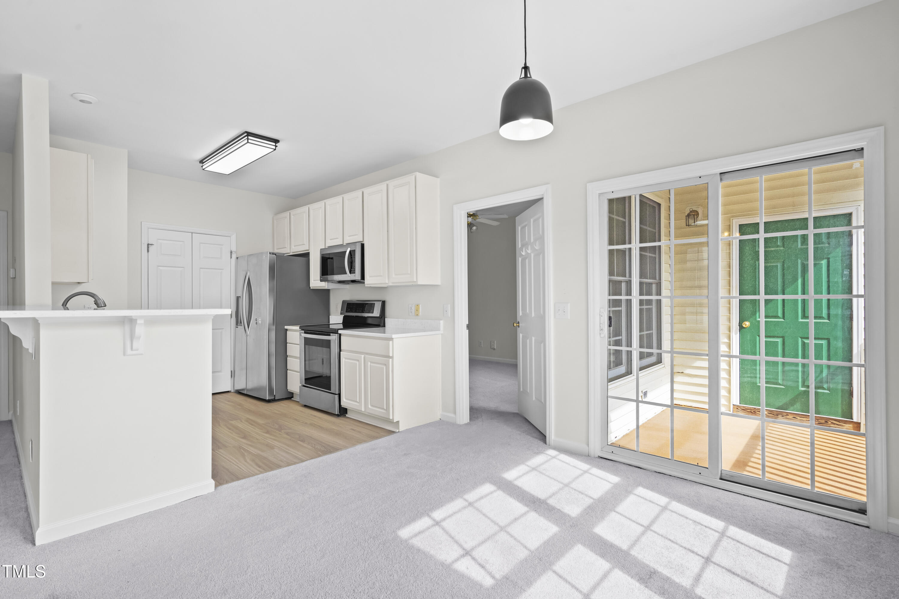 2421 Kudrow Lane