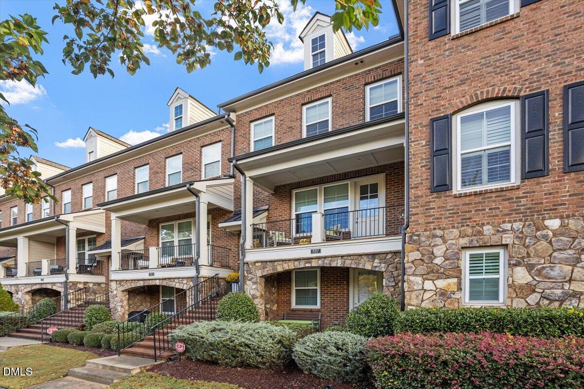 887 Wake Towne Drive