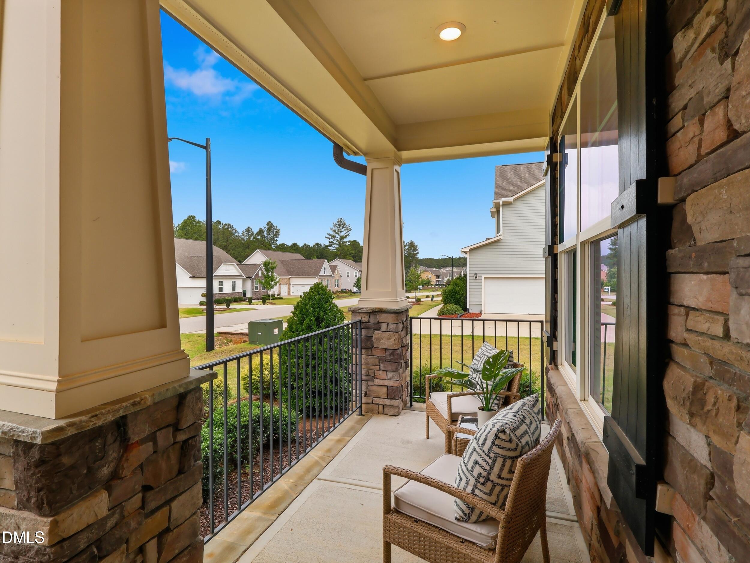 185 Green Haven Boulevard