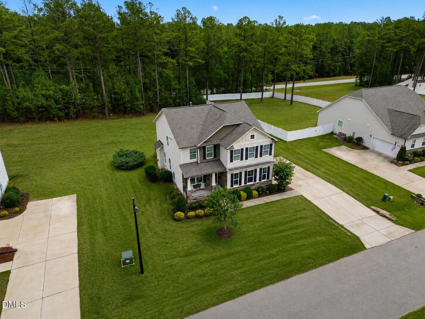 185 Green Haven Boulevard