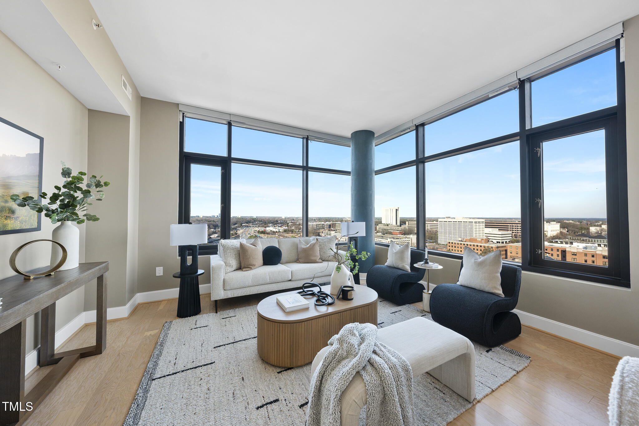 122 N Harrington Street 1025
