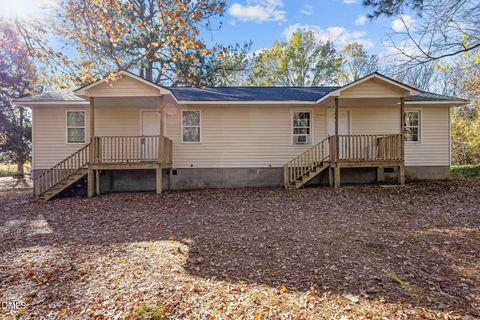 691-693 Boddie Street Henderson NC 27536