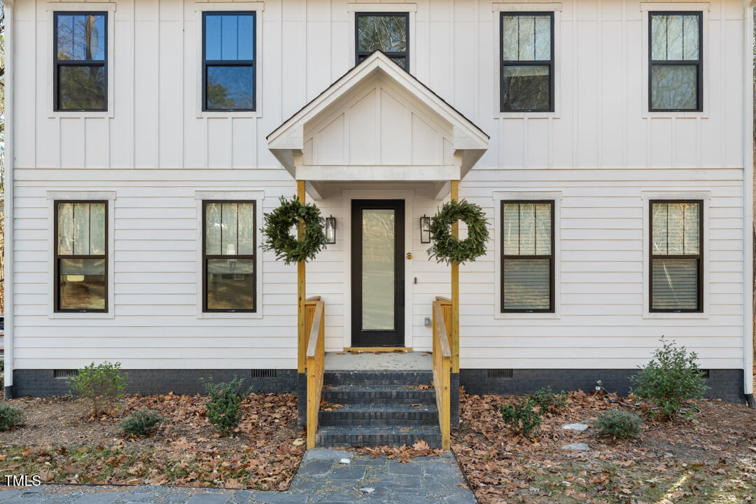 113 Laurston Court