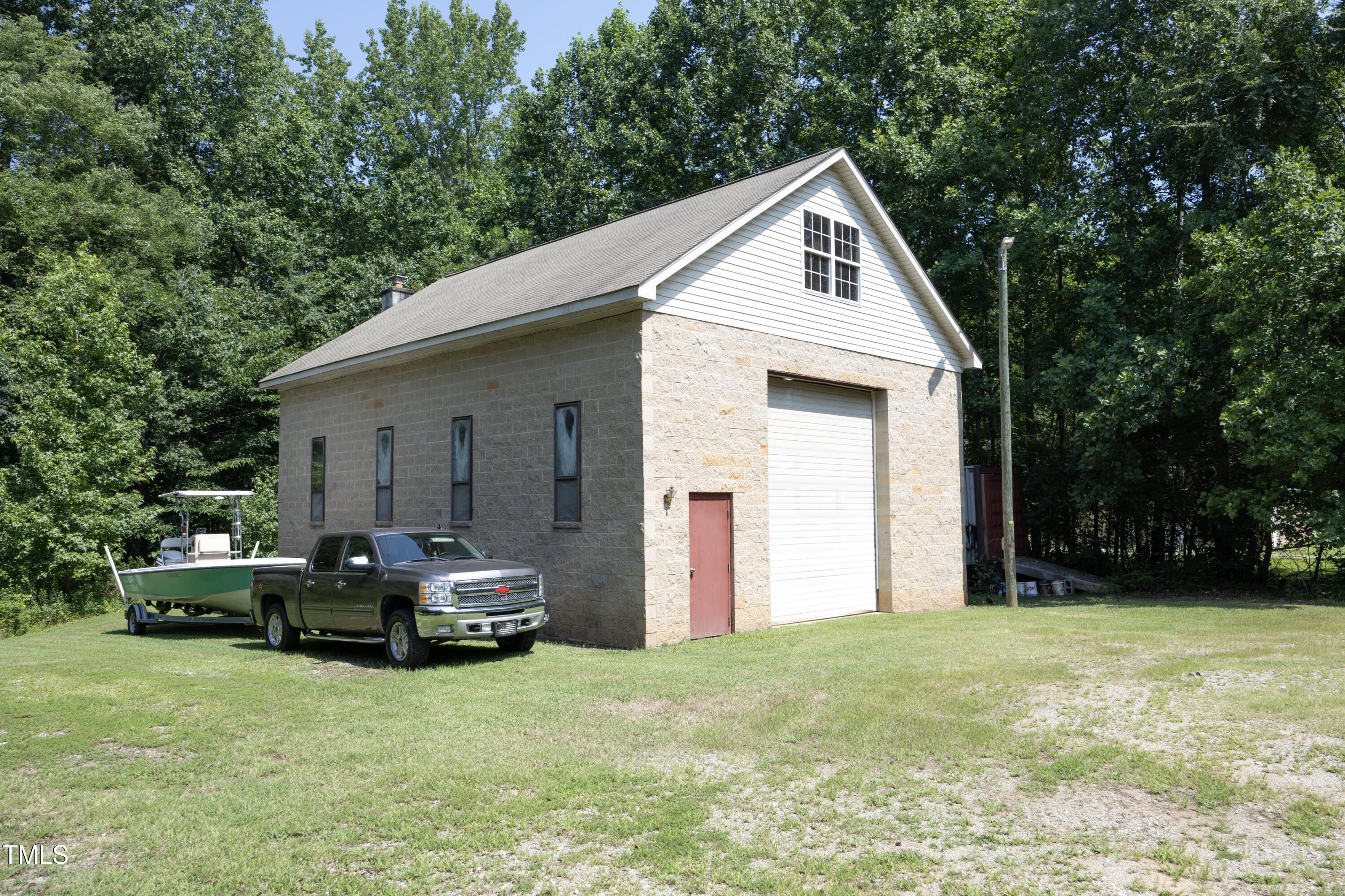 205 N Raleigh Farms Road