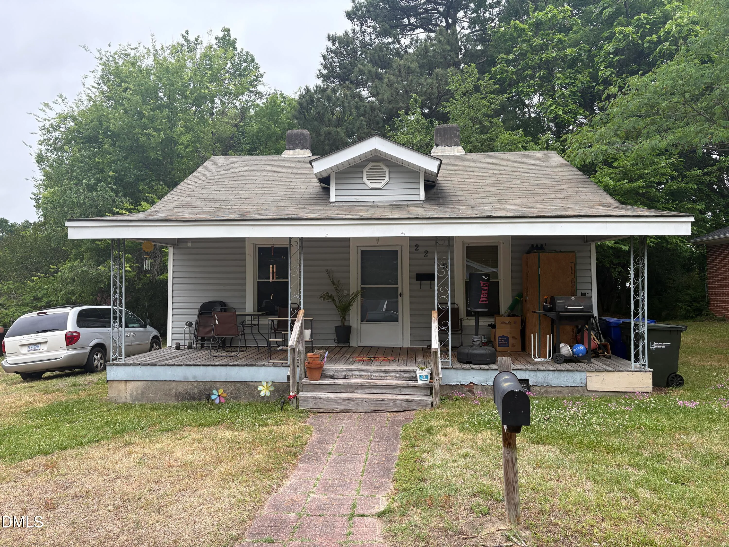 2216 Chautauqua Avenue