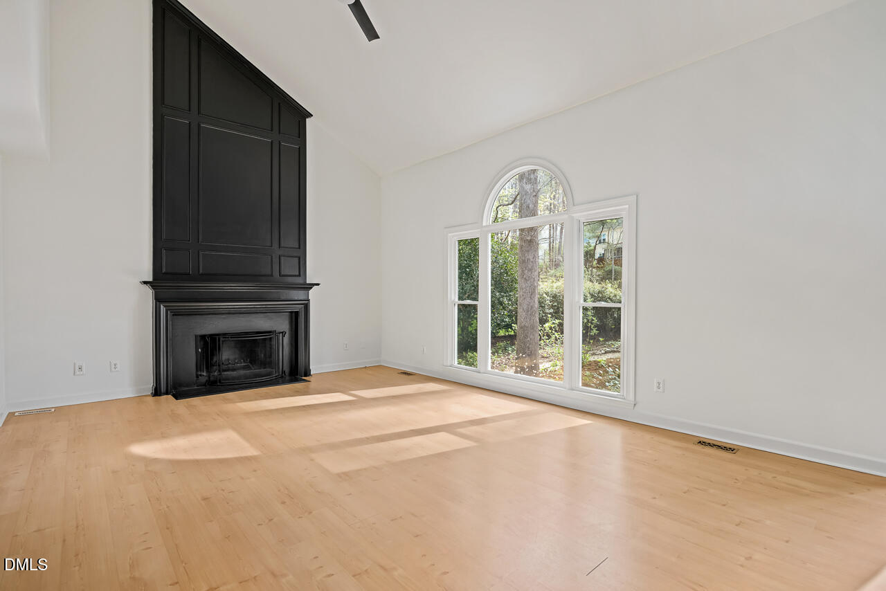 304 W Kirkfield Drive