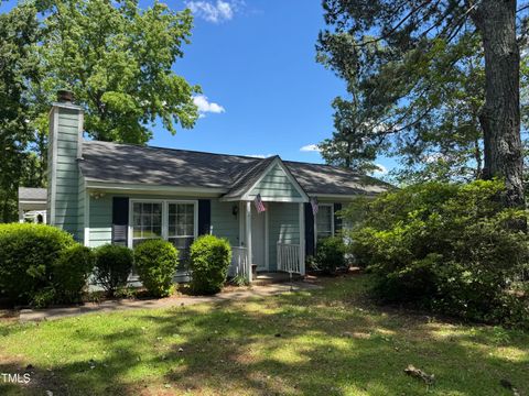 8405 Falcon Crest Circle Angier NC 27501