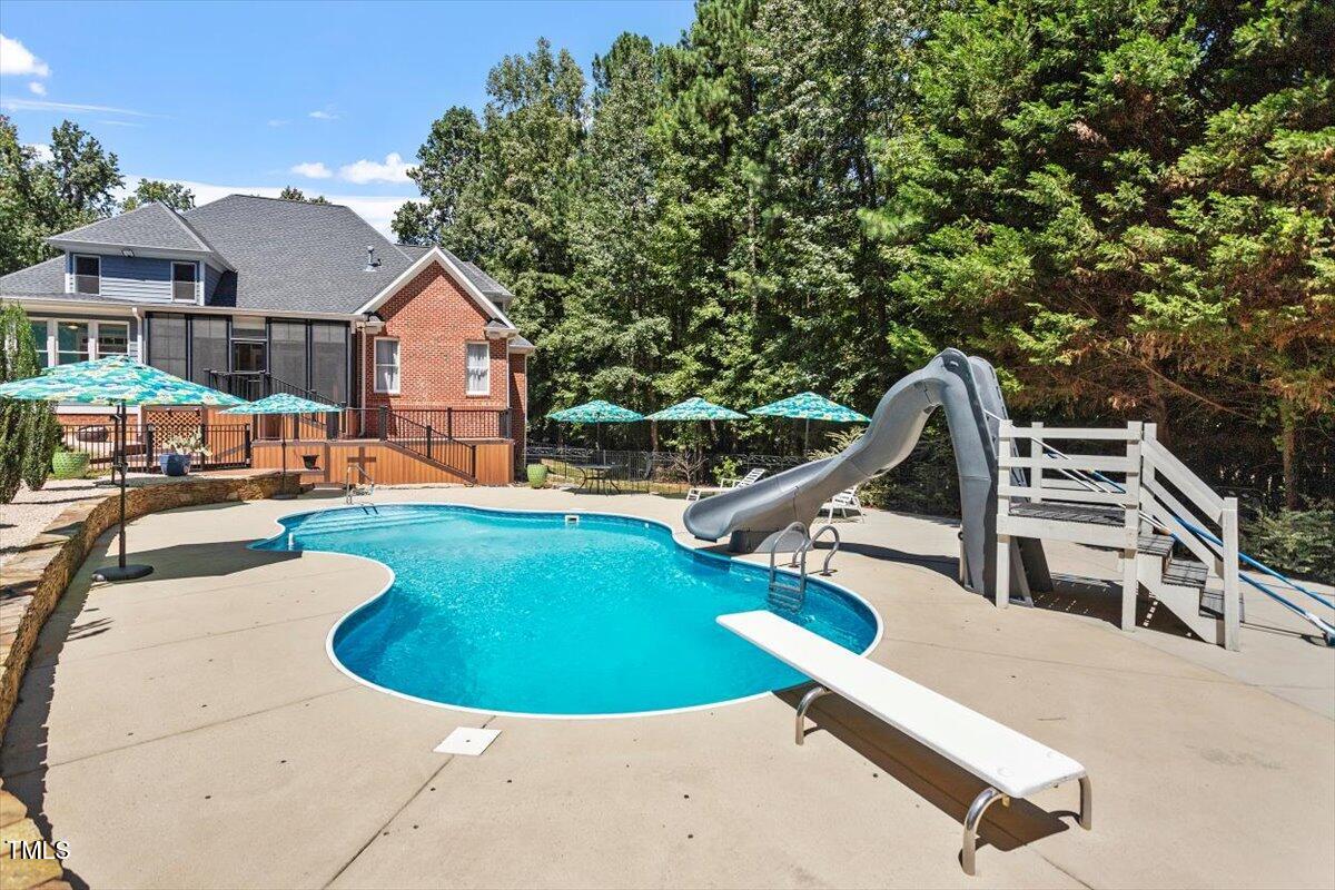 604 Serena Place