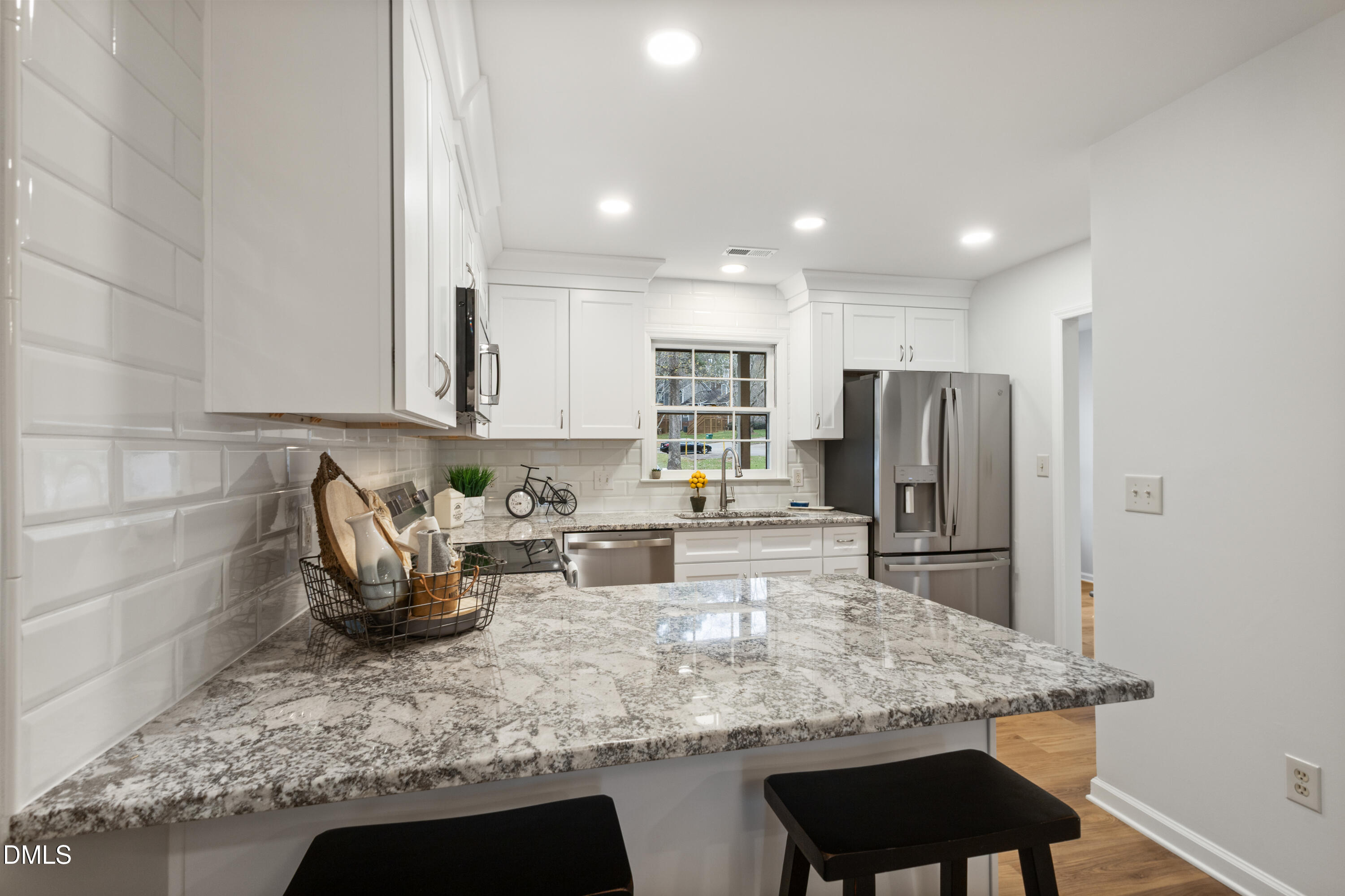 136 Lake Hollow Circle