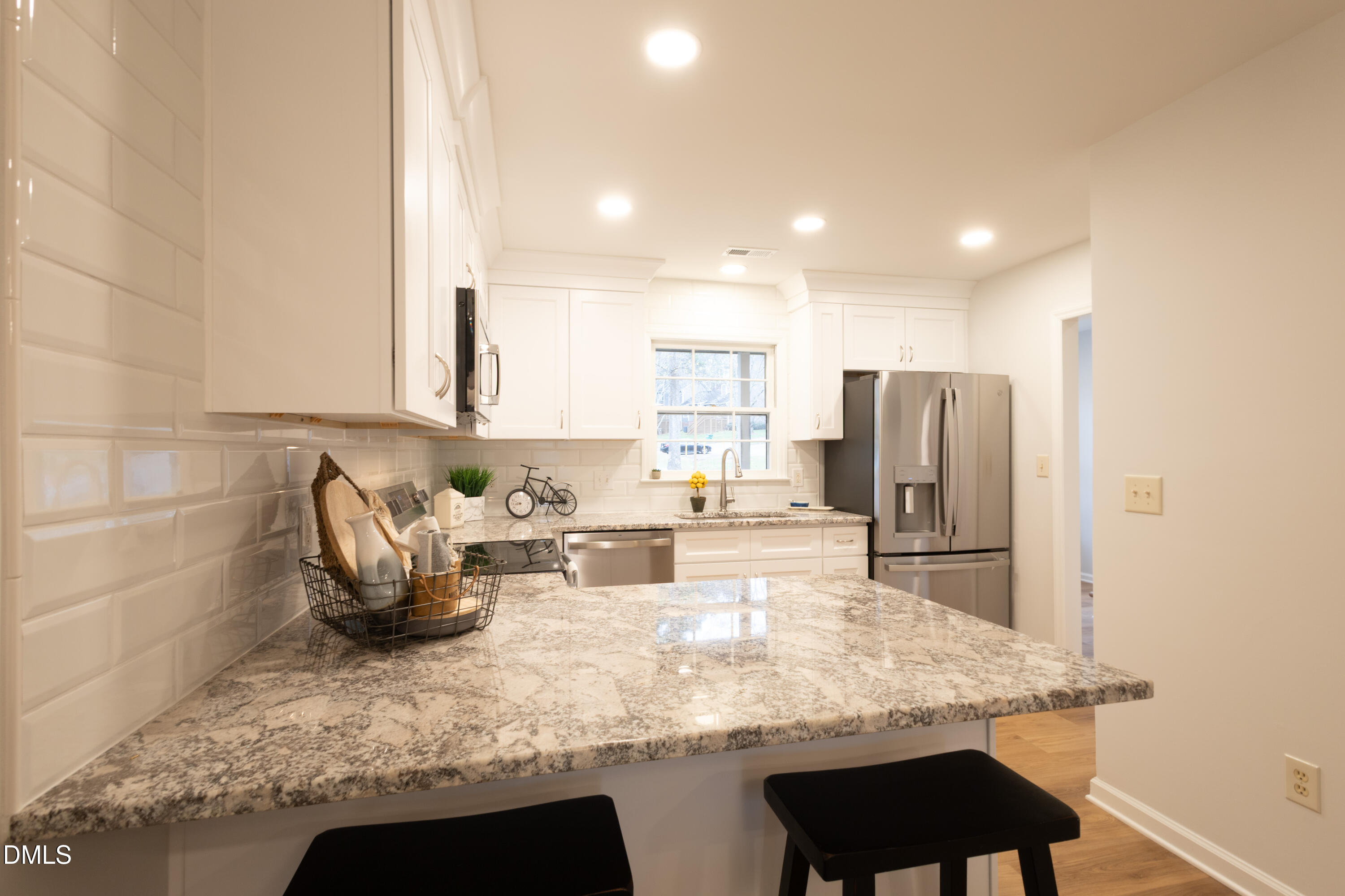 136 Lake Hollow Circle