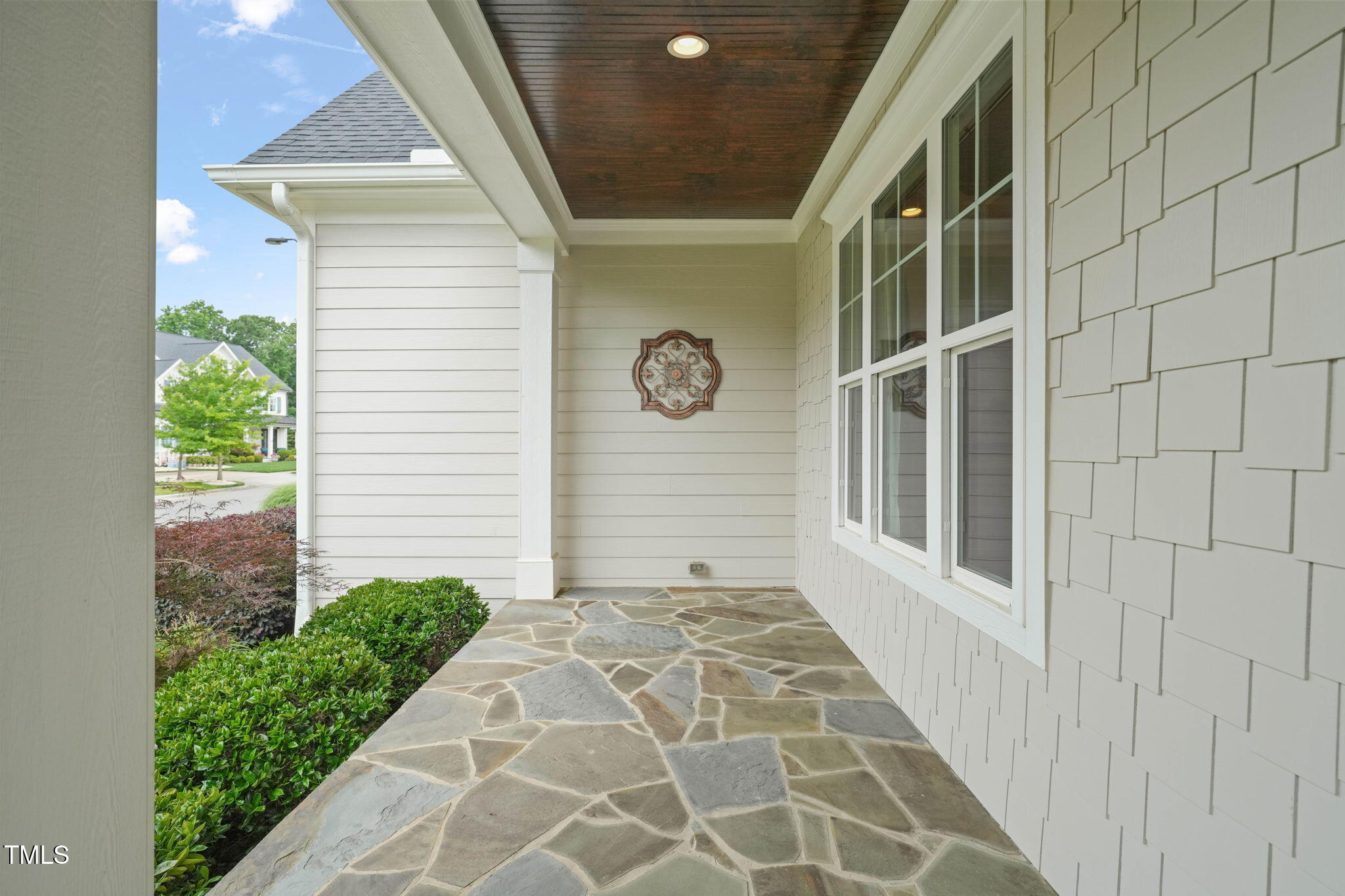 121 Hardy Oaks Way