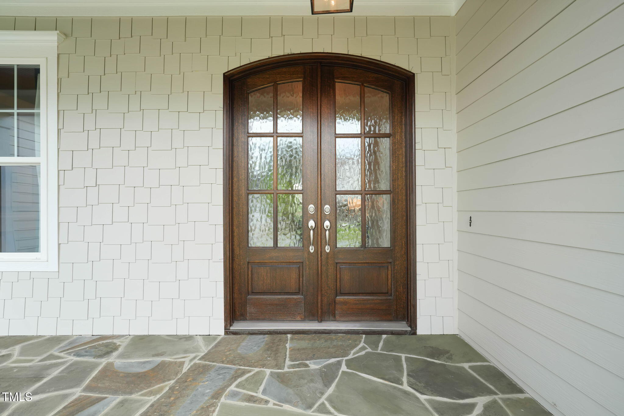 121 Hardy Oaks Way