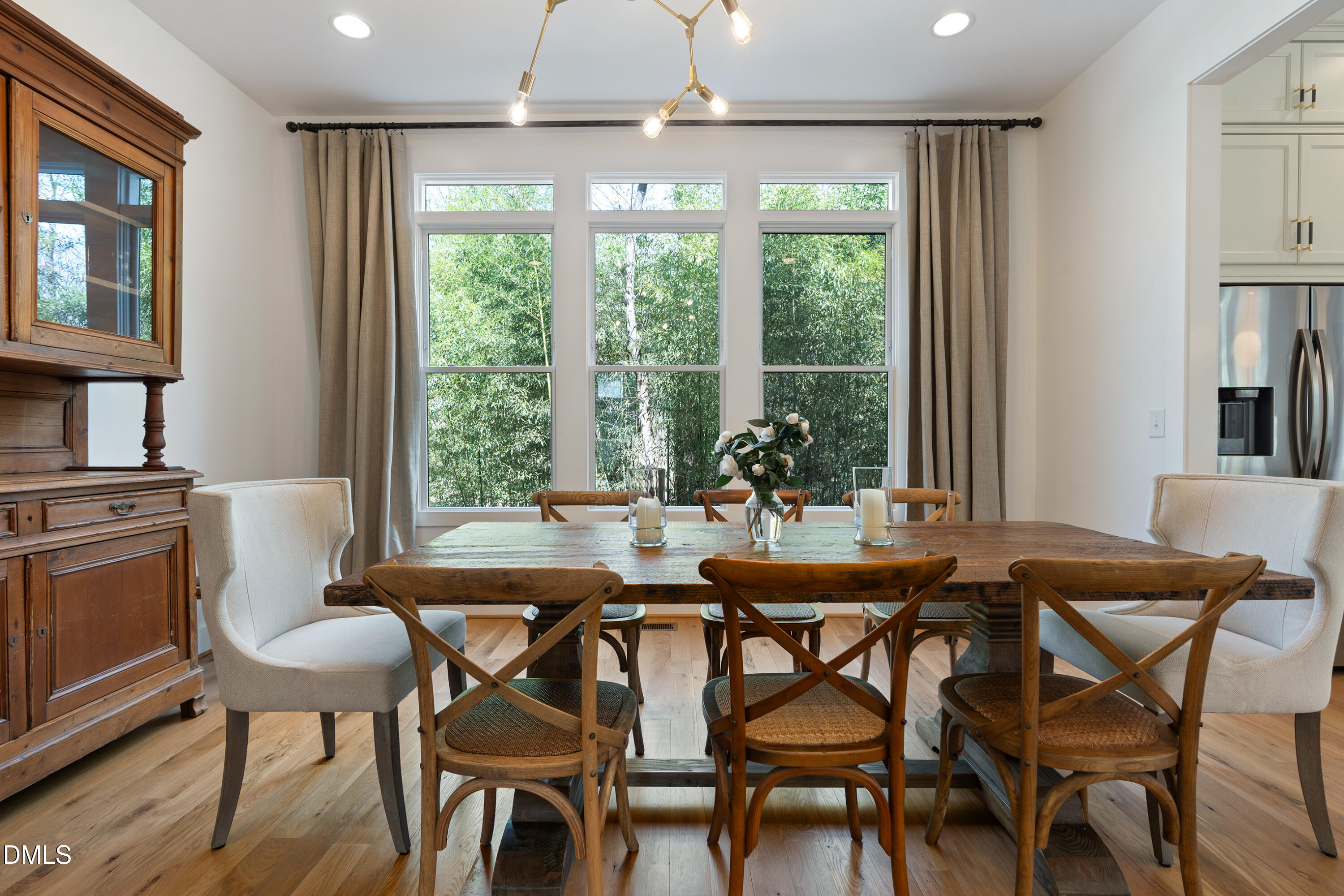 1200 Roosevelt Drive