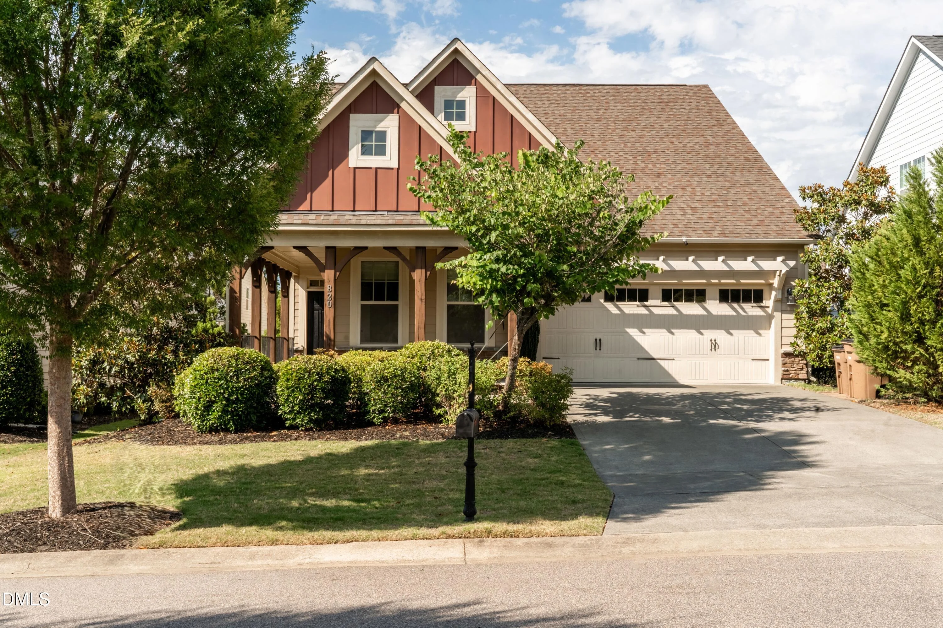 820 Lemongrass Lane